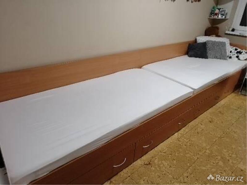 2 postele se šuplíky 
