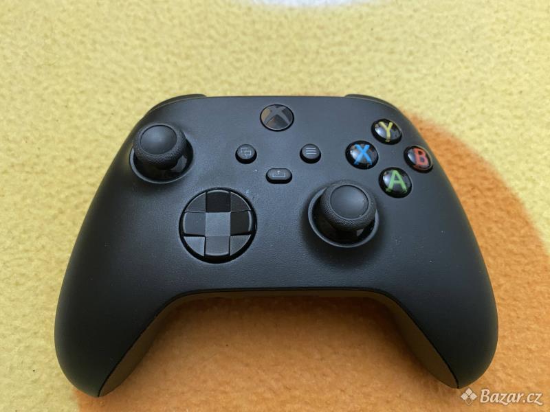 Gamepad pro PC a Xbox Wireless Controller Carbon Black