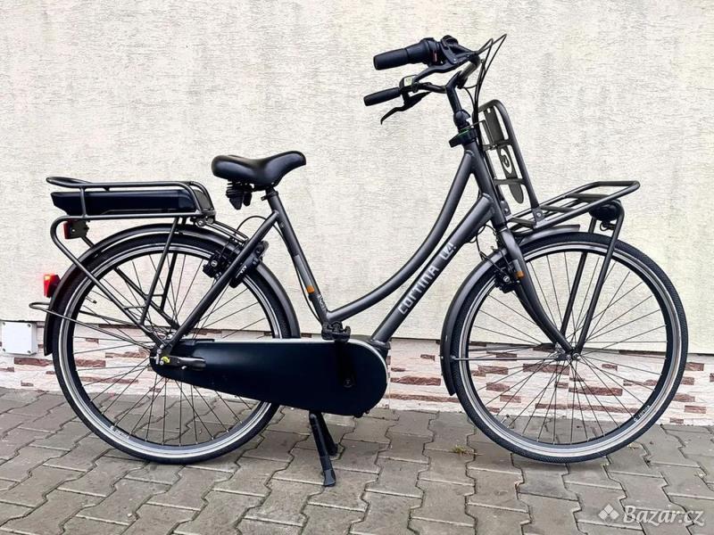 2700 km DUTCH E-Bike: Holandské elektrokolo CORTINA, BOSCH PLUS 50 Nm, 400 Wh, 57 cm, 28