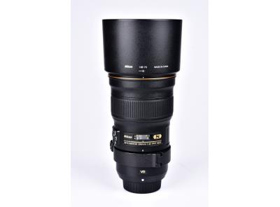 Nikon 300 mm f/4,0 E AF-S PF ED VR