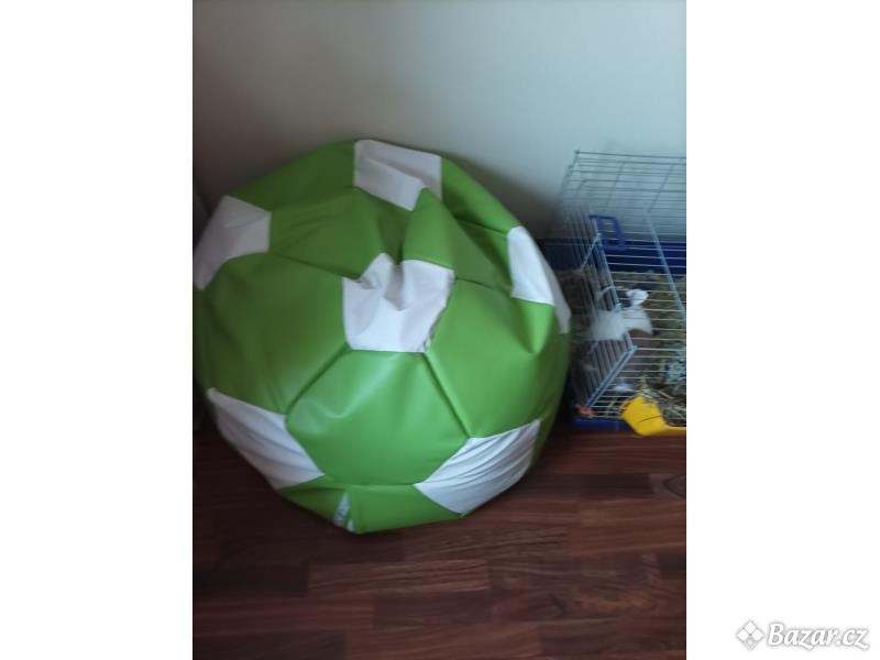 Prodám sedací vak - fotbalový míč 