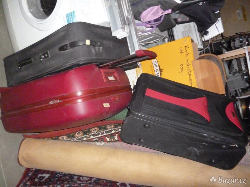 cestovní kufry