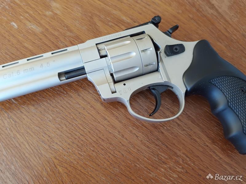 Flobert revolver ATAK Arms 4,5