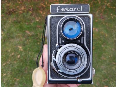 Starý fotoaparat FLEXARET MEOPTA MIRAR