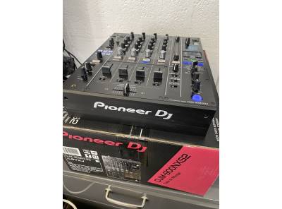 Pioneer DJM-900NXS2, Pioneer CDJ-2000NXS2, Pioneer CDJ-3000, Pioneer DJM-V10-LF ,  Pioneer DJM-A9