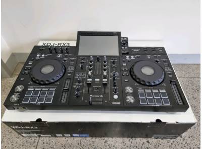 Pioneer DJ XDJ-RX3 DJ systém i Pioneer XDJ-XZ DJ systém i Pioneer DJ OPUS-QUAD DJ systém
