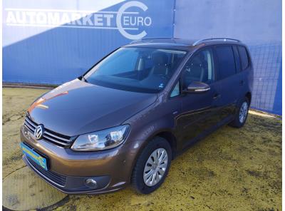 Volkswagen Touran 1.6 TDi DSG 7/Míst