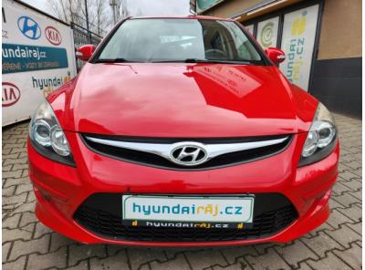 Hyundai i30 1.4-PĚKNÝ STAV-KLIMA-POSILOVAČ