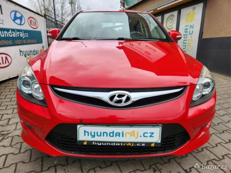 Hyundai i30 1.4-PĚKNÝ STAV-KLIMA-POSILOVAČ
