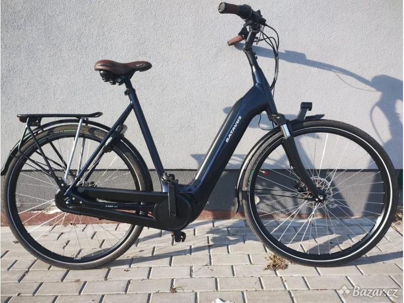 2698 km DUTCH E-Bike: Holandské elektrokolo BATAVUS, BOSCH PLUS 50 Nm, 500 Wh, 61 cm, 28
