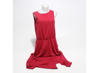 Dlouhé červené dámské šaty