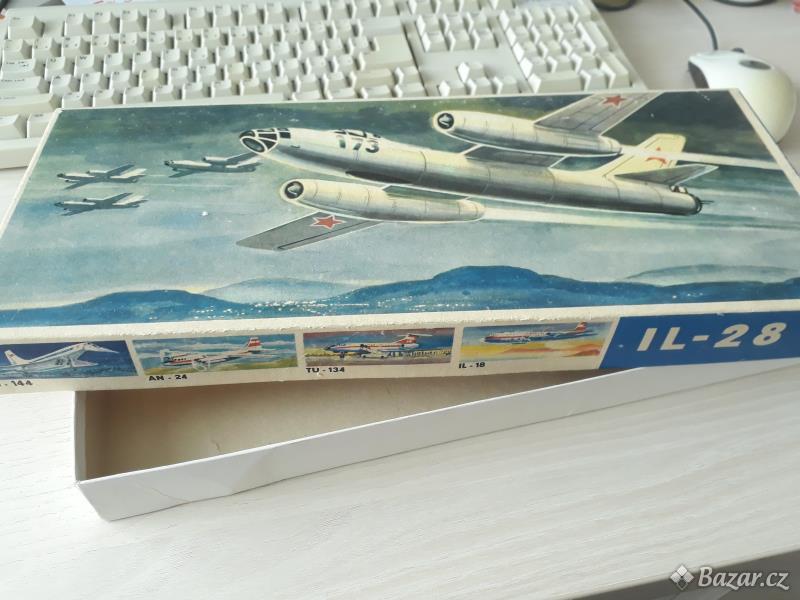 Il-28 Plasticart - prázdná krabička 