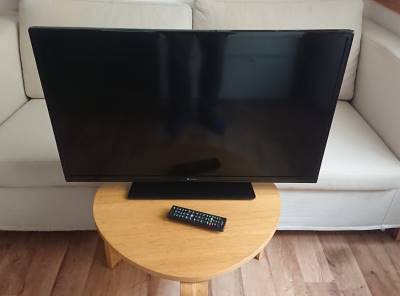 GoGEN TVH 32P960 ST Televize 81 cm