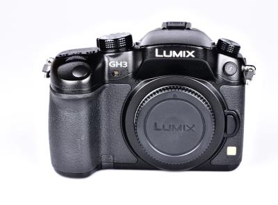 Panasonic Lumix DMC-GH3 tělo