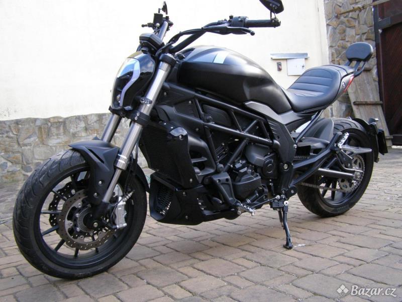 Motocykl Benelli  502C