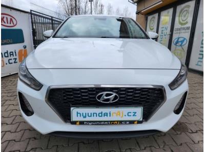 Hyundai i30 1,6 spotř. 5,5l/100km, KLIMA