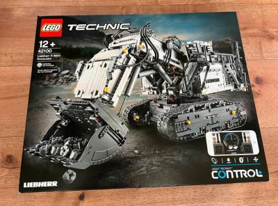Lego technic 42100 bagr liebherr R9800