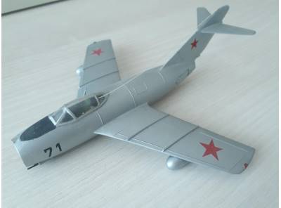  MiG-15 (Kopro) - sestavený model (71) 