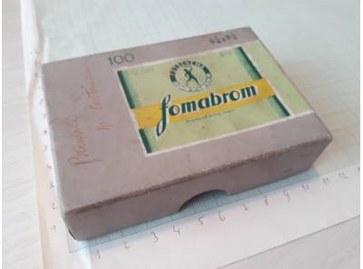  Fomabrom N11 - prázdná krabička od fotopapíru