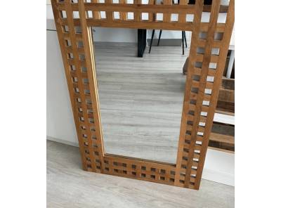 Zrcadlo v bambusovém / dřevěném rámu