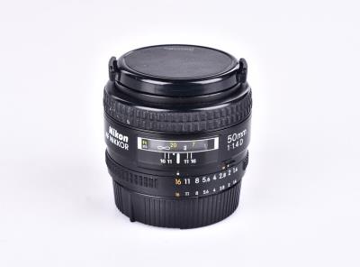 Nikon 50 mm f/1,4 AF NIKKOR D A