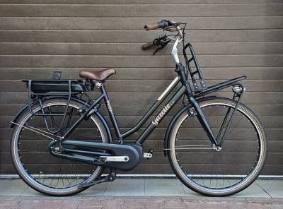 DUTCH E-Bike: Kultovní holandský model GAZELLE Miss Grace, BOSCH, 400 Wh, 28