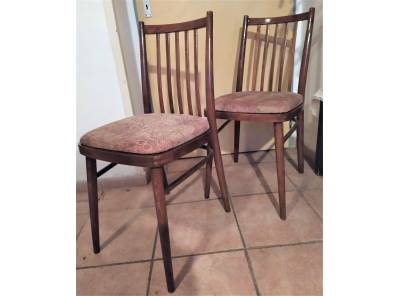 Nabízím dvě zrestaurované čalouněné židle Ton