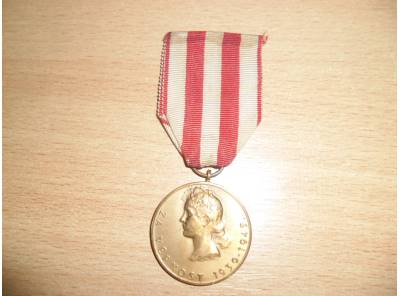 vyznamenání - Za Věrnost 1939 - 1945 - Druhý Národní Odboj