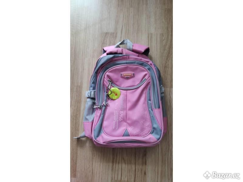 Dívčí batoh (pro předškolní dítě) 