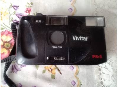 Starý fotoapará Vivitar PS:5 s koženou brašnou