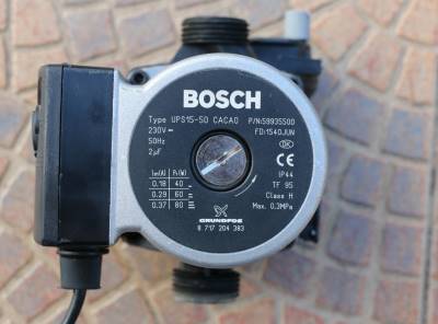 Čerpadlo oběhové teplovodní Bosch UPS15-50