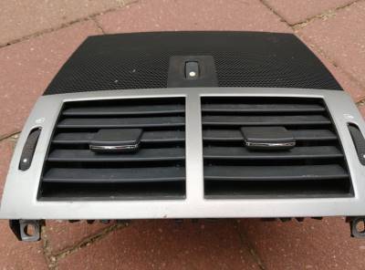 Peugeot 407 výdechy topení/klimatizace 