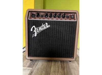 Obrázek k inzerátu: Kombo zn.Fender Acoustasonic 15