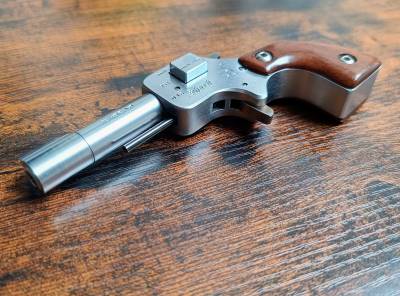 Obrázek k inzerátu: Derringer SHARK cal. 6mm Flobert