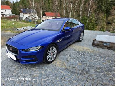 Obrázek k inzerátu: Jaguar XE P300 AWD SE