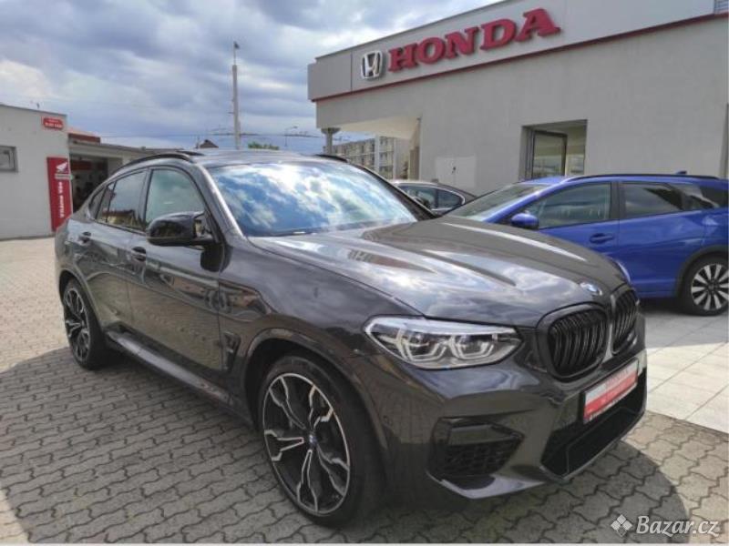 BMW X4 M Competition Panorama