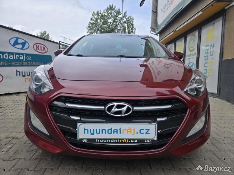 Hyundai i30 1.6-1.maj.-spotř.cca5,5l/100km