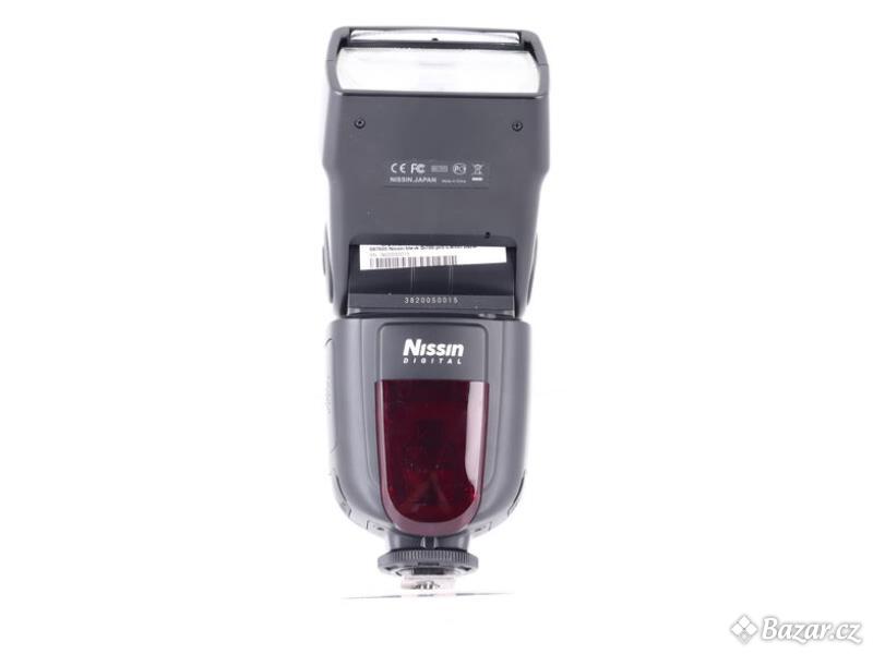 Nissin blesk Di700 pro Canon