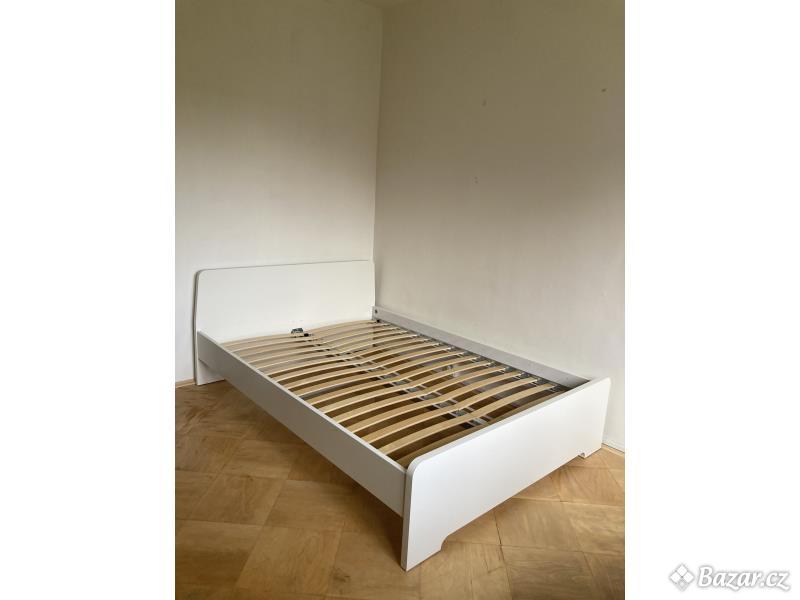 Postel Ikea ASKVOLL 140x200 cm + rošt LÜROY