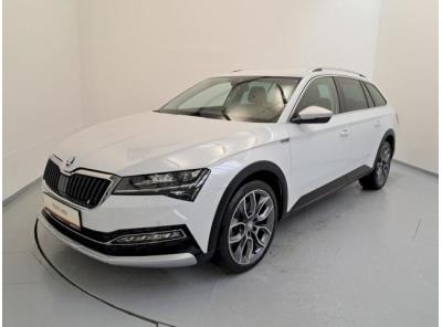 Obrázek k inzerátu: Škoda Superb COMBI SCOUT 2.0TDI/ 147kW 7DSG