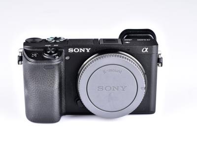 Obrázek k inzerátu: Sony Alpha A6400 tělo černý