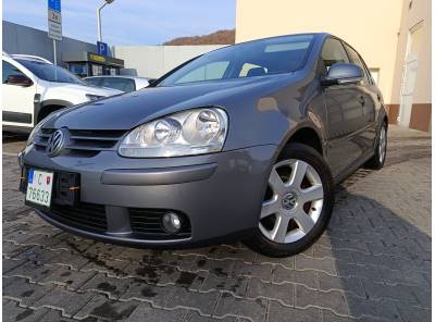 Obrázek k inzerátu: Vw golf 5 benzin 150 tisíc km 2007