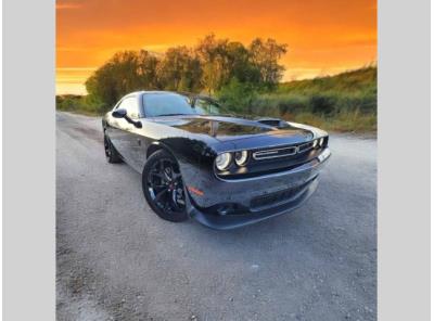 Obrázek k inzerátu: Dodge Challenger 5.7 V8 HEMI R/T