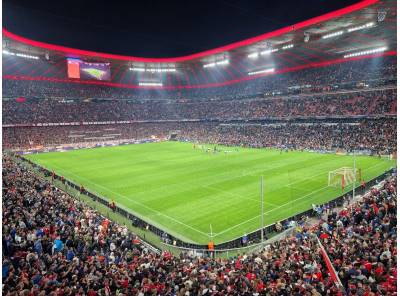 Obrázek k inzerátu: Vstupenky Fotbal Liga Mistrů FC Bayern -Slovan Bratislava