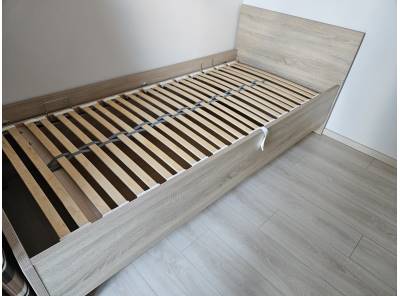 Obrázek k inzerátu: Prodám postel 90x200 cm + rošt + úložný prostor