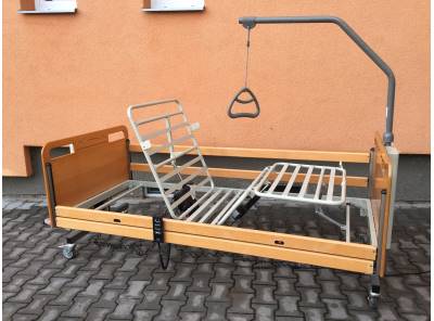Obrázek k inzerátu: Elektrická zdravotní polohovací postel pro seniory