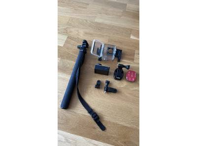 Obrázek k inzerátu: GoPro HERO 4 Action 4K + dalsi prislusenstvi
